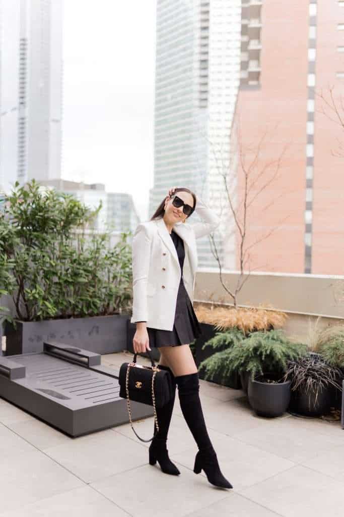 stereotypical new yorker outfit